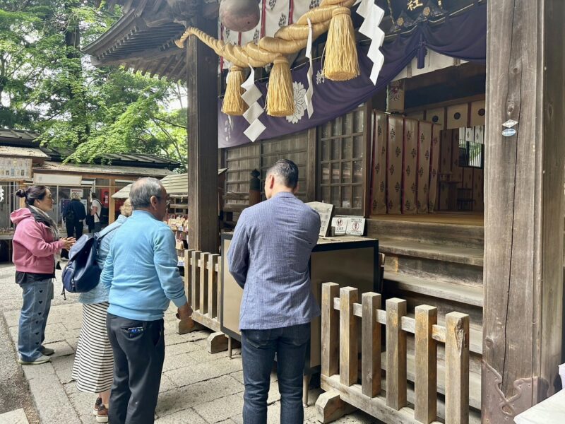 firefly japan tour shrine